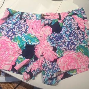 Lilly Pulitzer stretch shorts